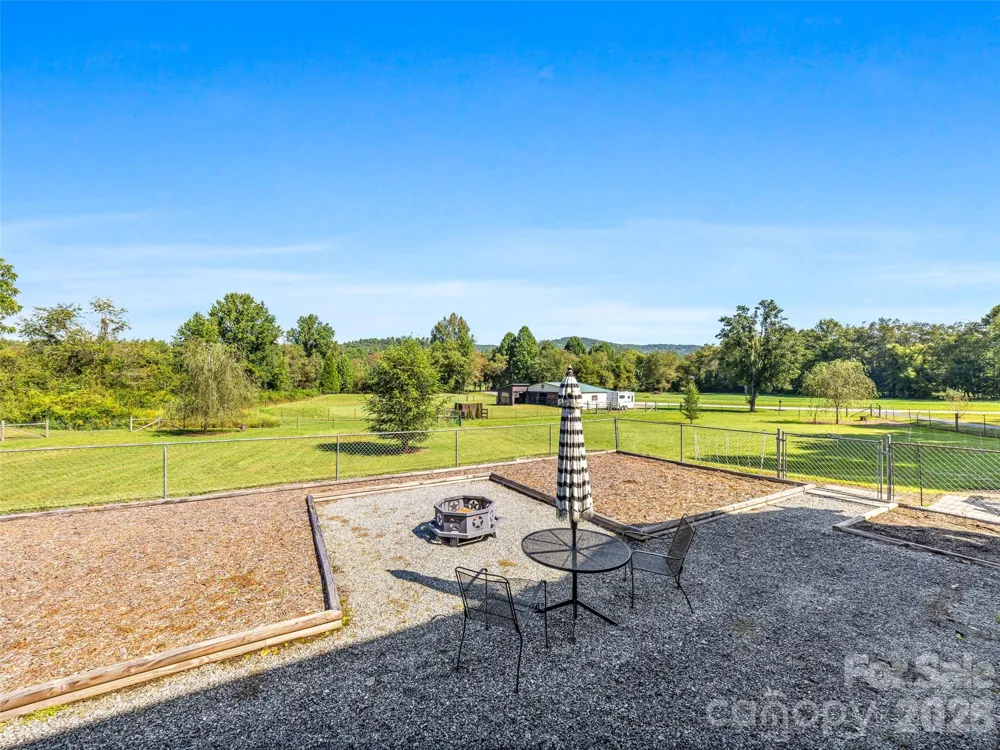 202 Morgan Drive Penrose, NC 28766