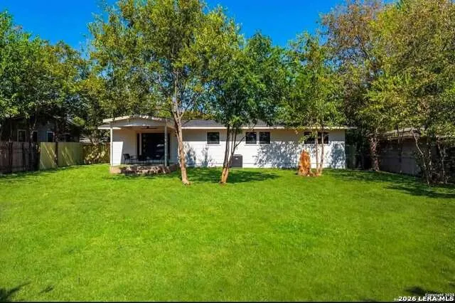 741 Perryman St New Braunfels, TX 78130
