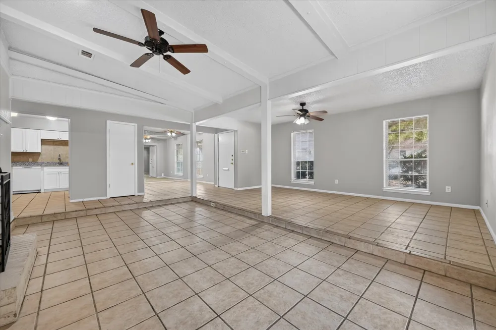 4902 Inverness Avenue Fort Worth, TX 76132