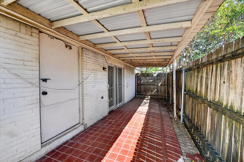 4902 Inverness Avenue Fort Worth, TX 76132