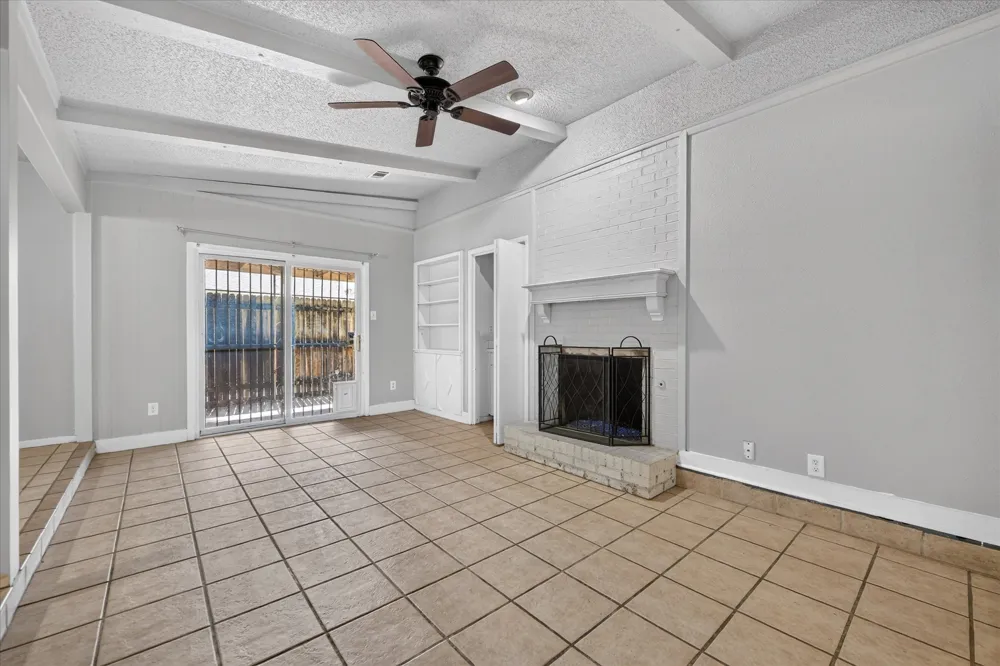 4902 Inverness Avenue Fort Worth, TX 76132