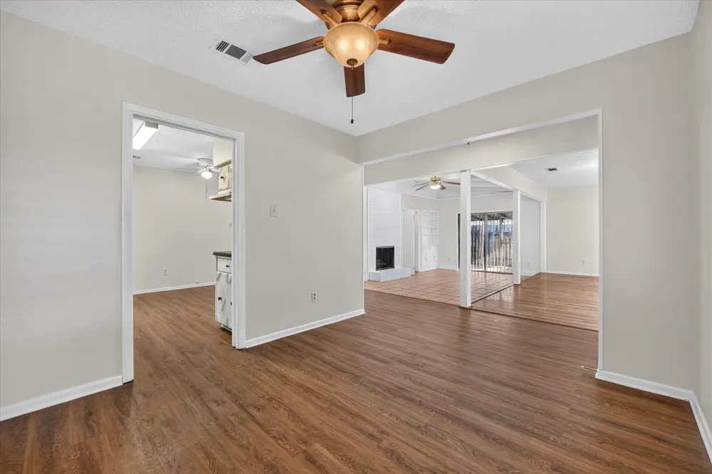 4900 Inverness Avenue Fort Worth, TX 76132
