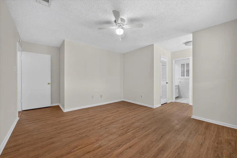 4900 Inverness Avenue Fort Worth, TX 76132