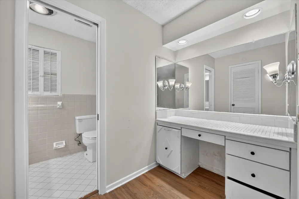 4900 Inverness Avenue Fort Worth, TX 76132