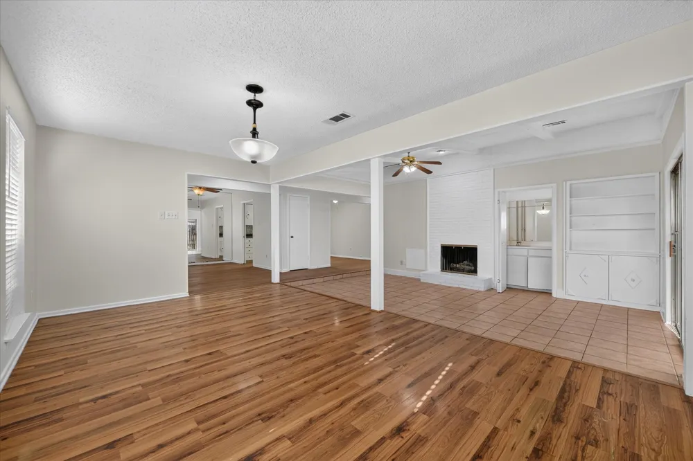 4900 Inverness Avenue Fort Worth, TX 76132