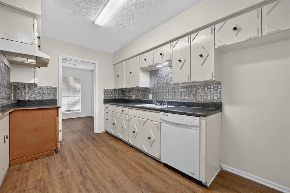 4900 Inverness Avenue Fort Worth, TX 76132
