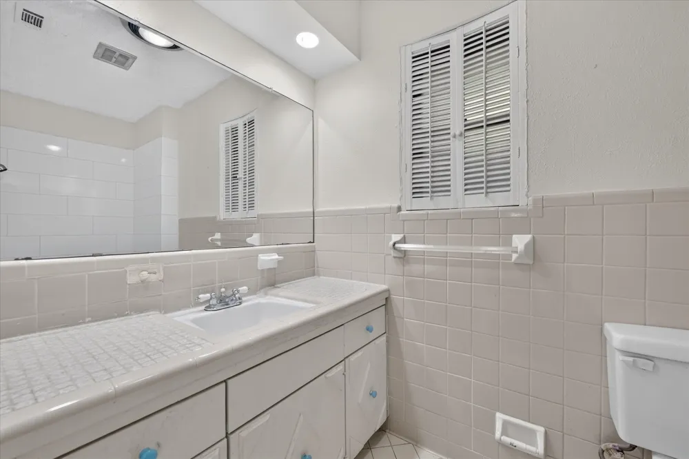 4900 Inverness Avenue Fort Worth, TX 76132