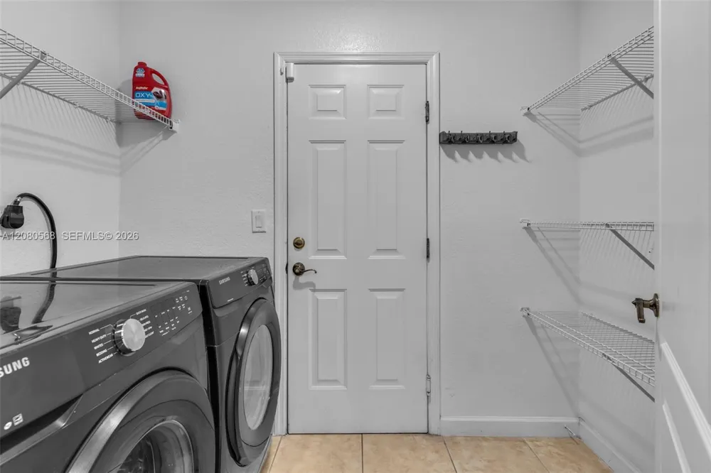 1922 SE 22nd Ct Homestead, FL 33035