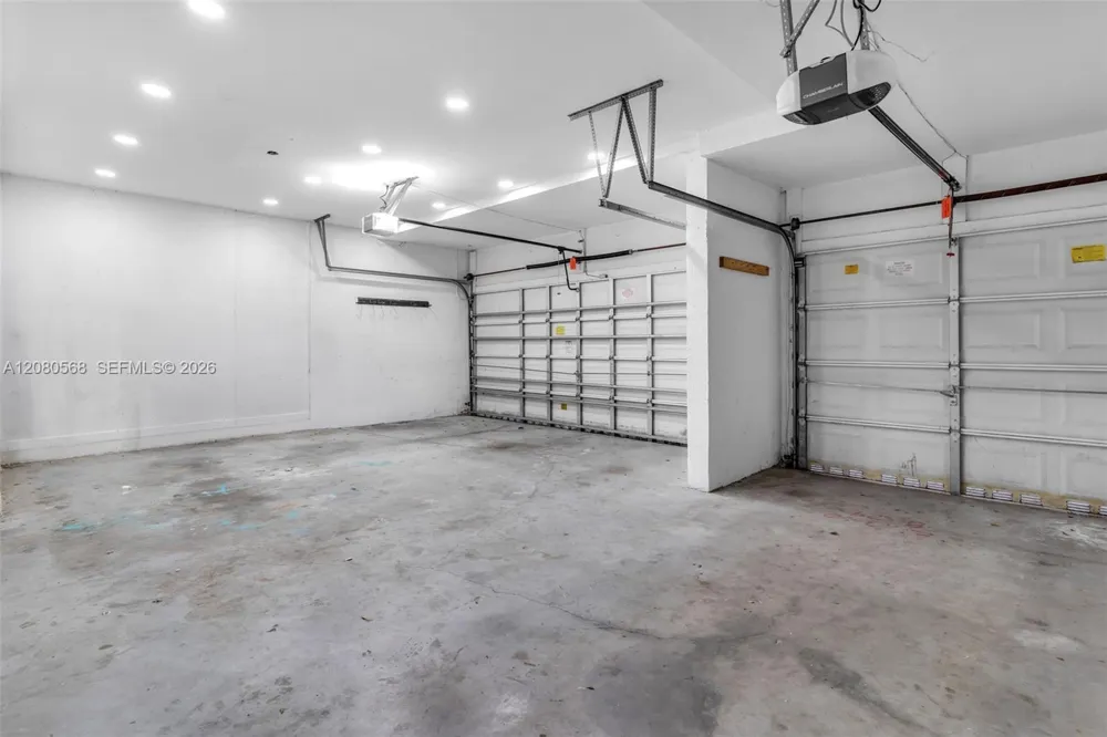 1922 SE 22nd Ct Homestead, FL 33035