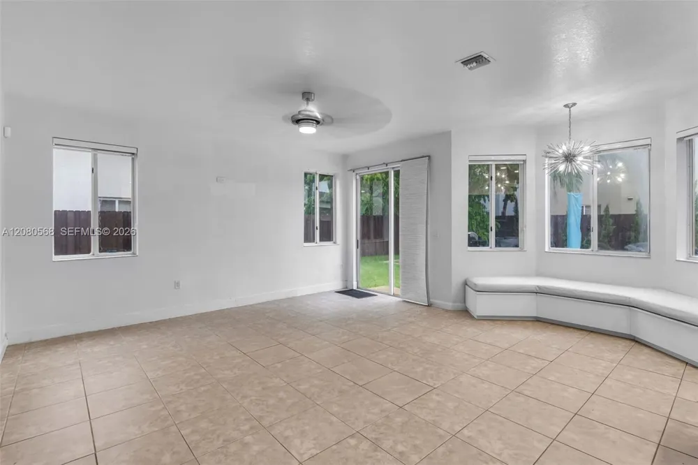 1922 SE 22nd Ct Homestead, FL 33035