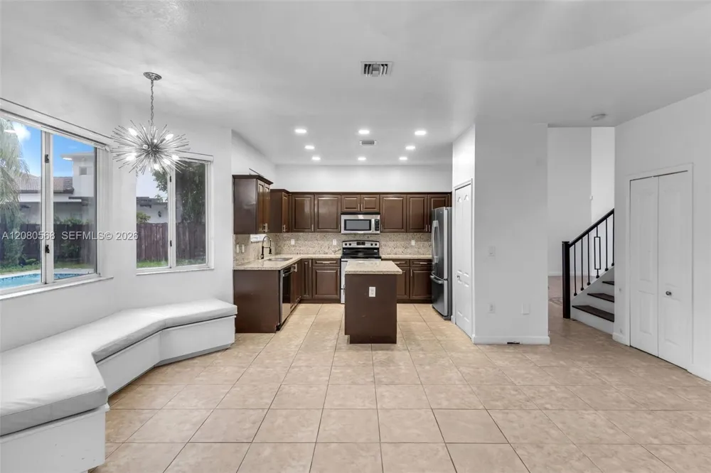 1922 SE 22nd Ct Homestead, FL 33035