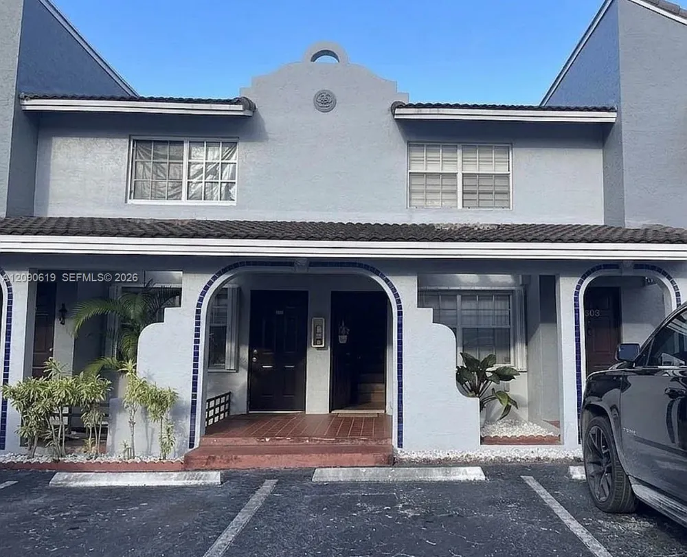 7100 NW 173rd Dr #1304 Hialeah, FL 33015