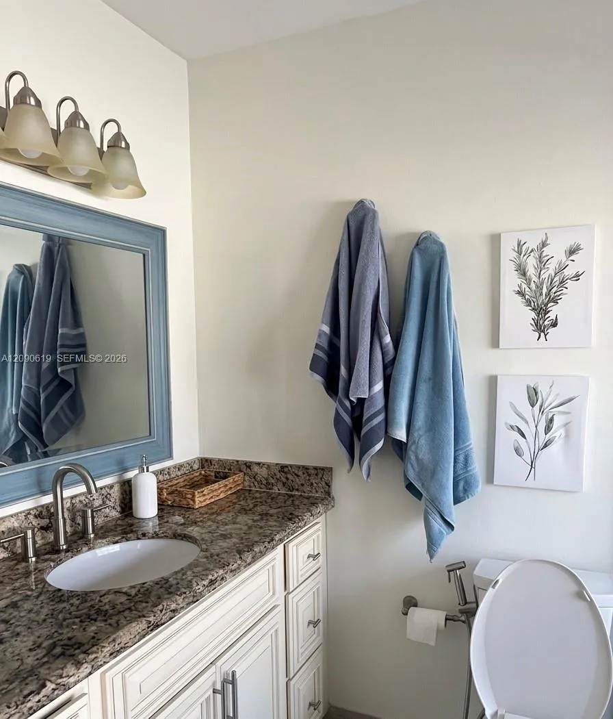 7100 NW 173rd Dr #1304 Hialeah, FL 33015