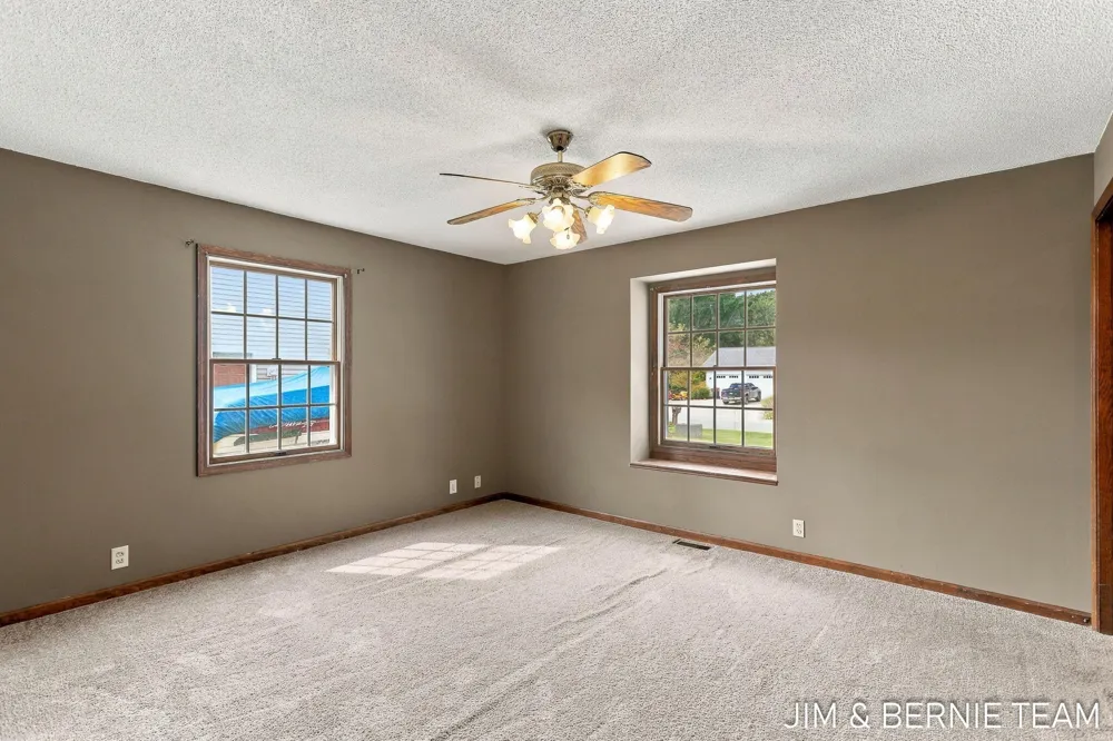 3114 Fox Fire Trail Holland Charter Township, MI 49464