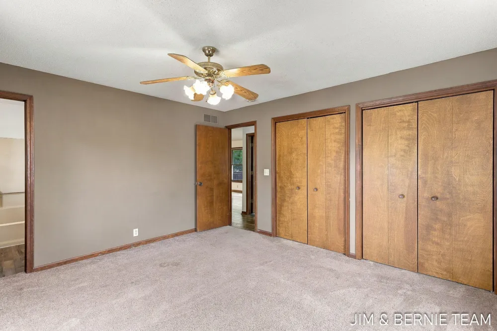 3114 Fox Fire Trail Holland Charter Township, MI 49464