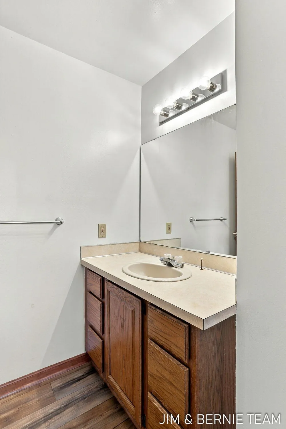 3114 Fox Fire Trail Holland Charter Township, MI 49464