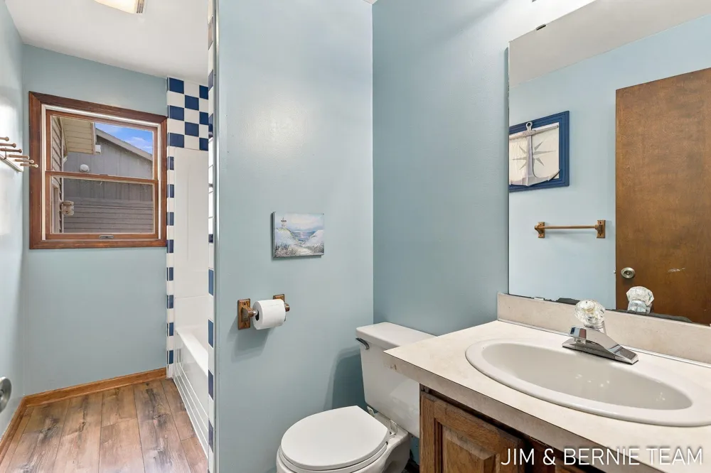 3114 Fox Fire Trail Holland Charter Township, MI 49464