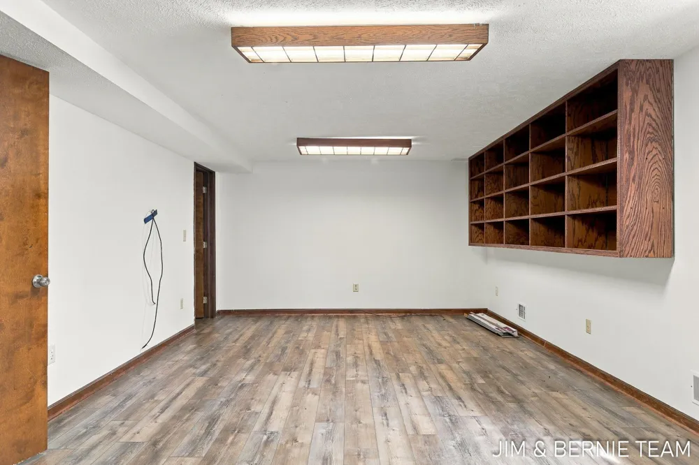 3114 Fox Fire Trail Holland Charter Township, MI 49464