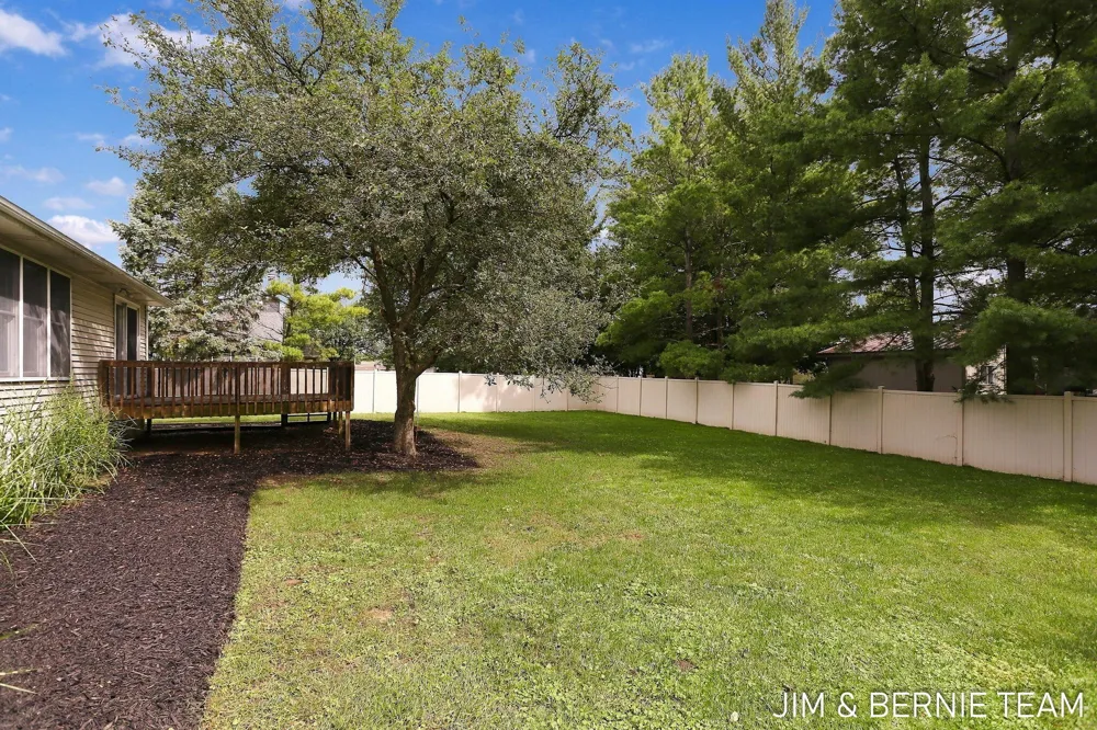 3114 Fox Fire Trail Holland Charter Township, MI 49464