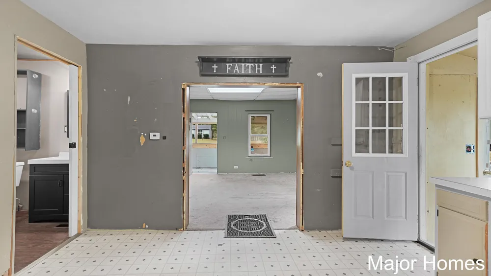 23032 Almy Road Reynolds Township, MI 49329