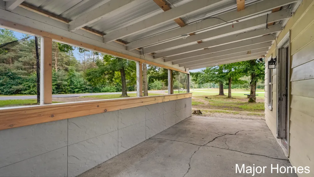 23032 Almy Road Reynolds Township, MI 49329