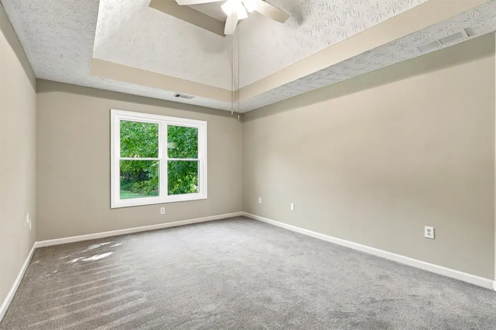 2140 Amberly Glen Way Dacula, GA 30019