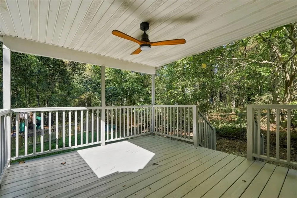 2140 Amberly Glen Way Dacula, GA 30019