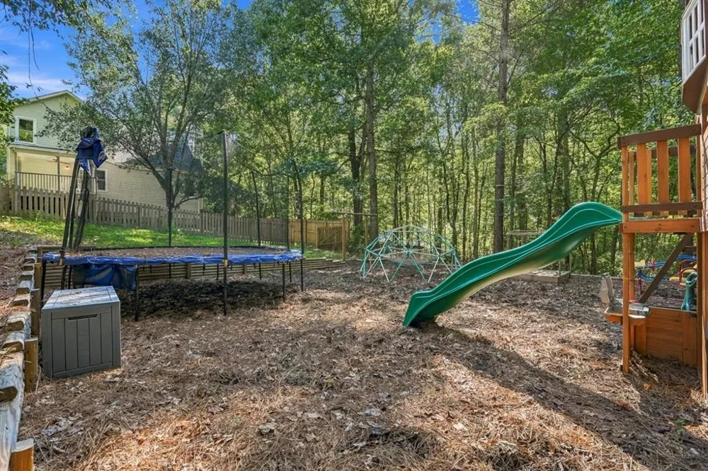 2140 Amberly Glen Way Dacula, GA 30019