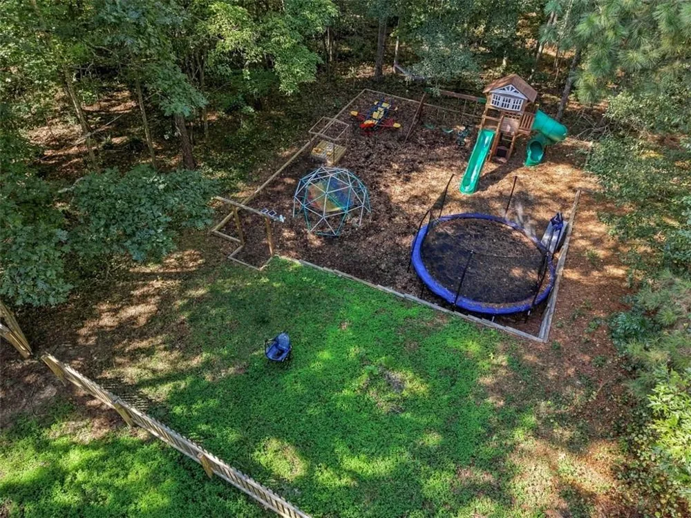 2140 Amberly Glen Way Dacula, GA 30019