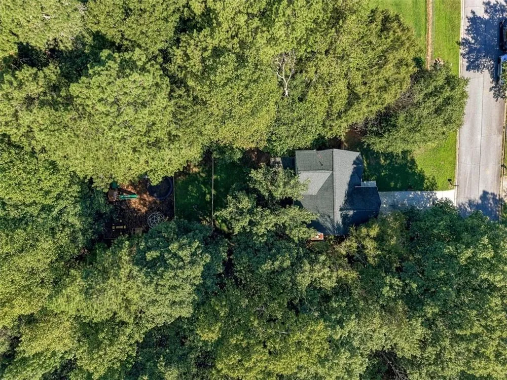 2140 Amberly Glen Way Dacula, GA 30019