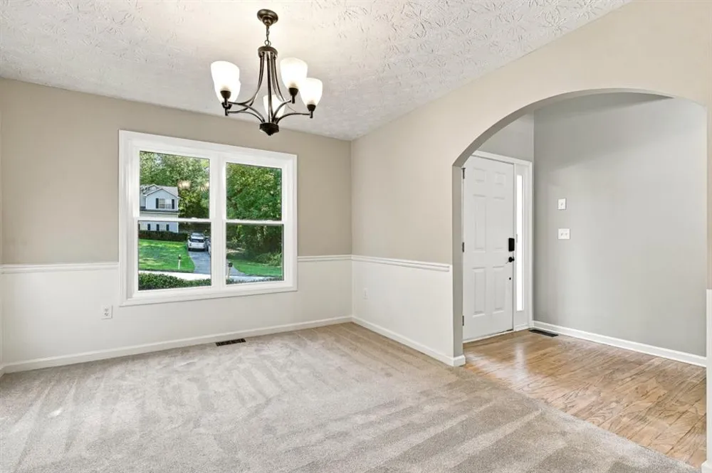 2140 Amberly Glen Way Dacula, GA 30019