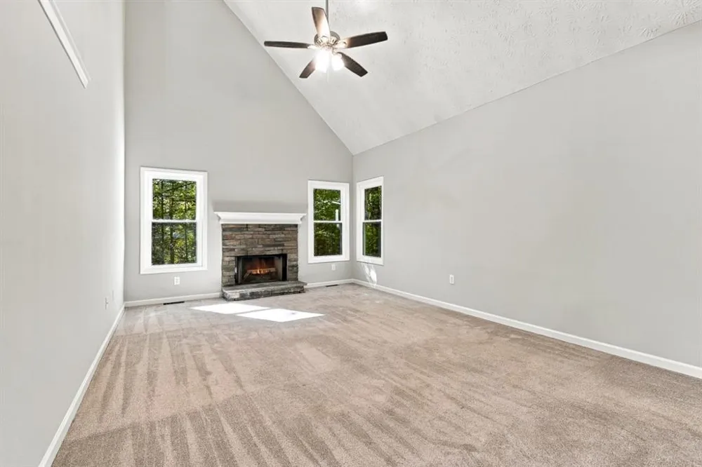 2140 Amberly Glen Way Dacula, GA 30019