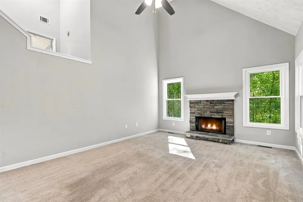 2140 Amberly Glen Way Dacula, GA 30019