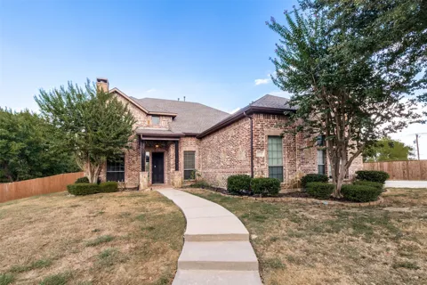 6631 Crestmoor Lane