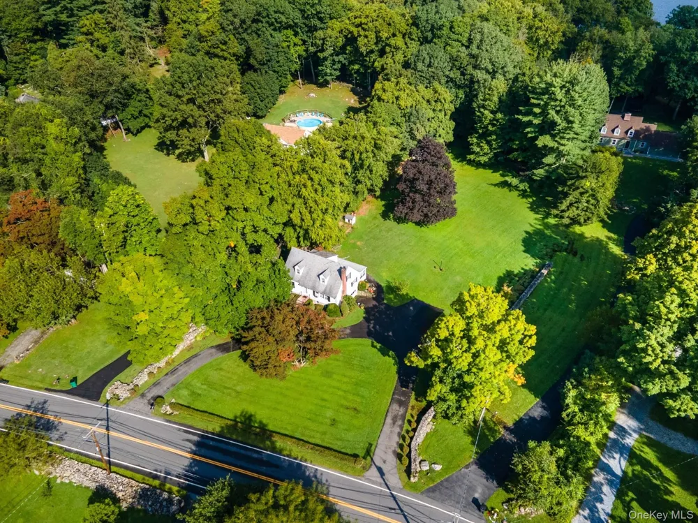 862 Drewville Road Brewster, NY 10509