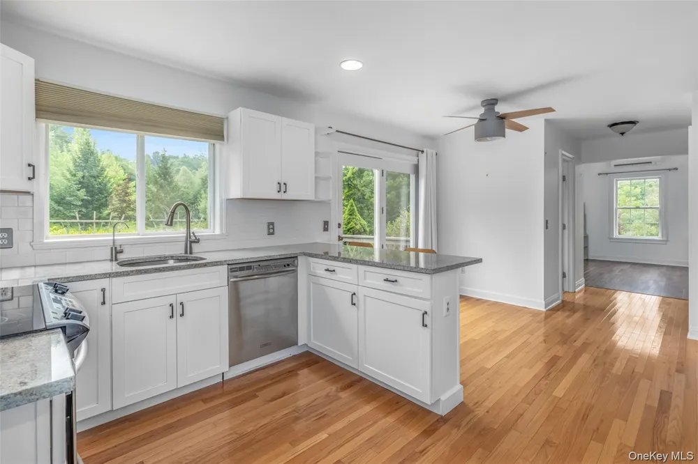 28 Church Farm Road Gardiner, NY 12525