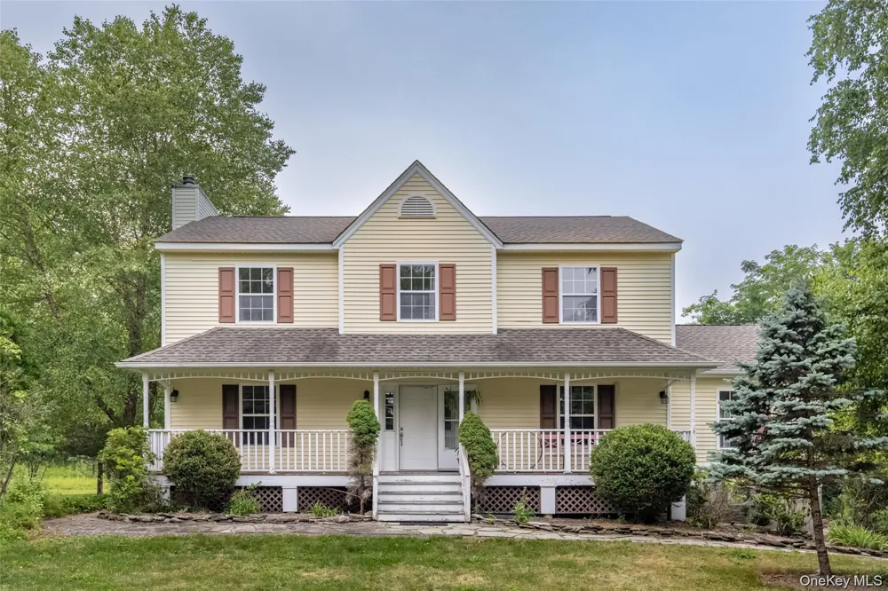 28 Church Farm Road Gardiner, NY 12525