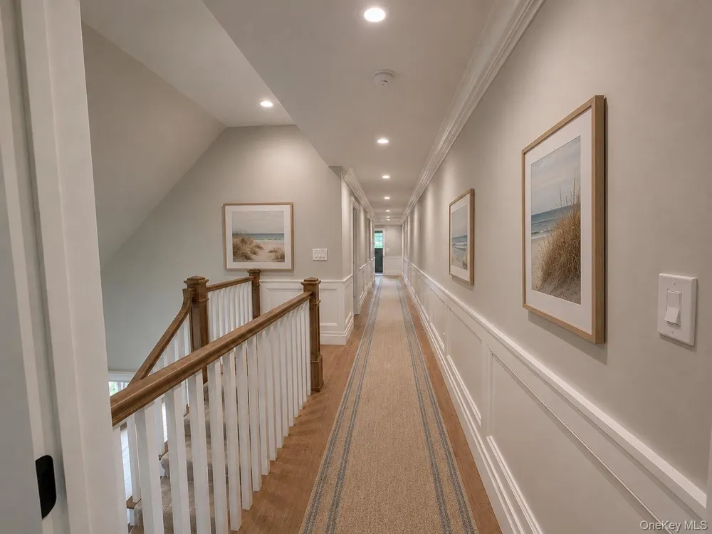 25 Jareds Path Brookhaven, NY 11719