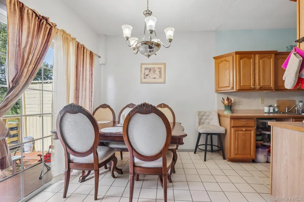 72 Blauvelt Avenue West Haverstraw, NY 10993