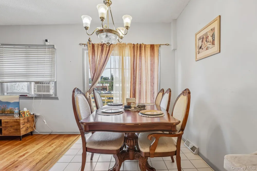 72 Blauvelt Avenue West Haverstraw, NY 10993