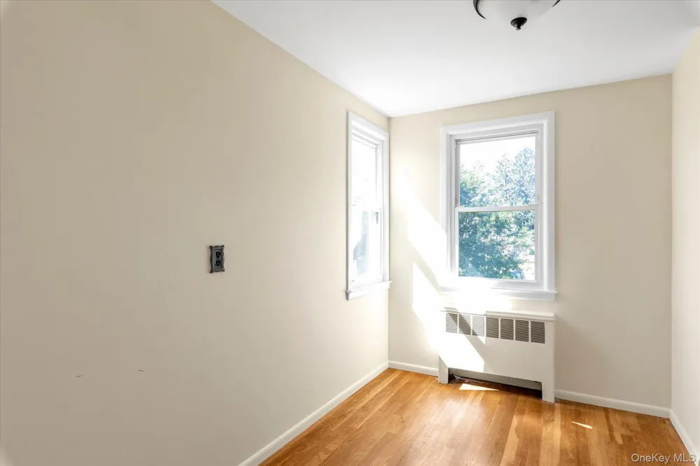 58 Elm Street Hicksville, NY 11801