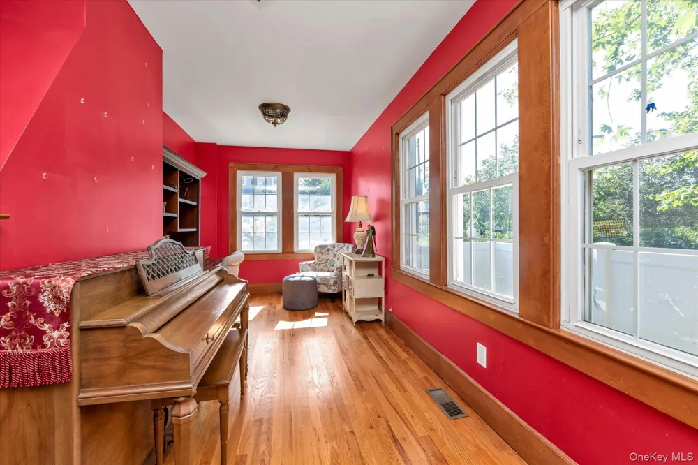 238 Burtis Avenue Rockville Centre, NY 11570