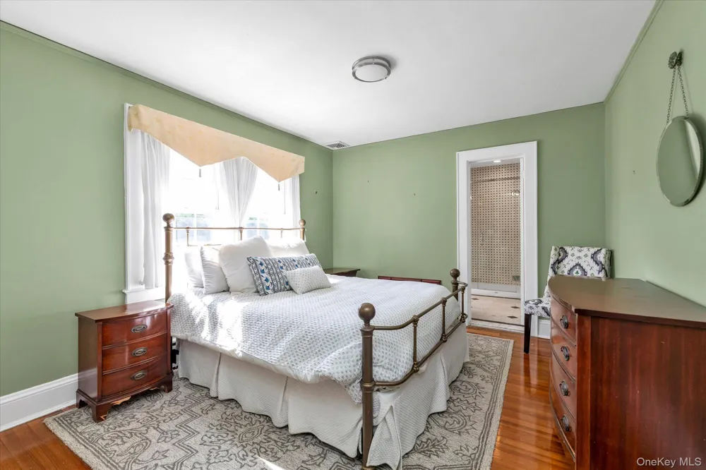 238 Burtis Avenue Rockville Centre, NY 11570