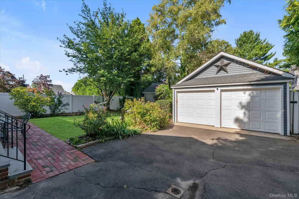 238 Burtis Avenue Rockville Centre, NY 11570