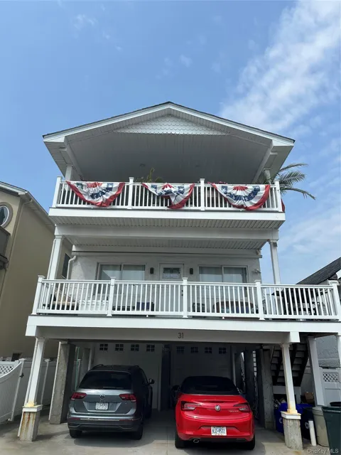 31 Illinois Avenue #Lower