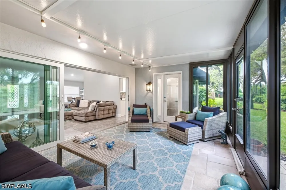 Reef Point Circle Naples, FL 34108