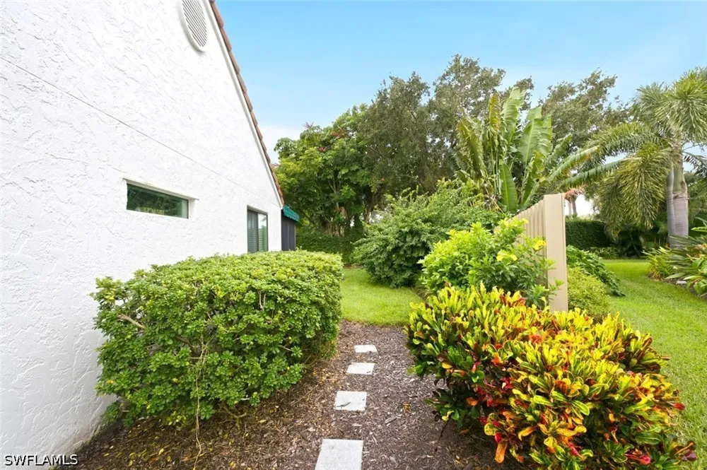 Reef Point Circle Naples, FL 34108