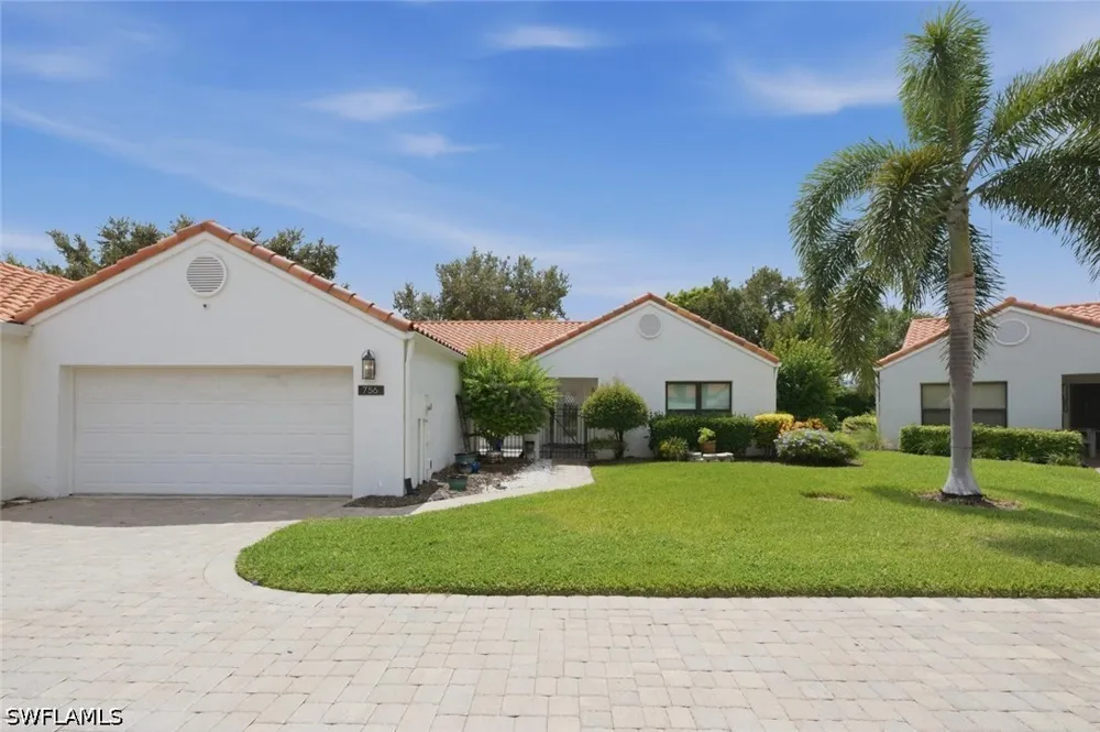 Reef Point Circle Naples, FL 34108