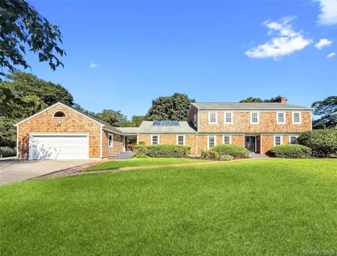 5 Buttercup Lane