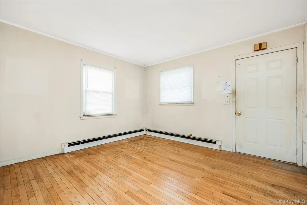 297 16th Street West Babylon, NY 11704